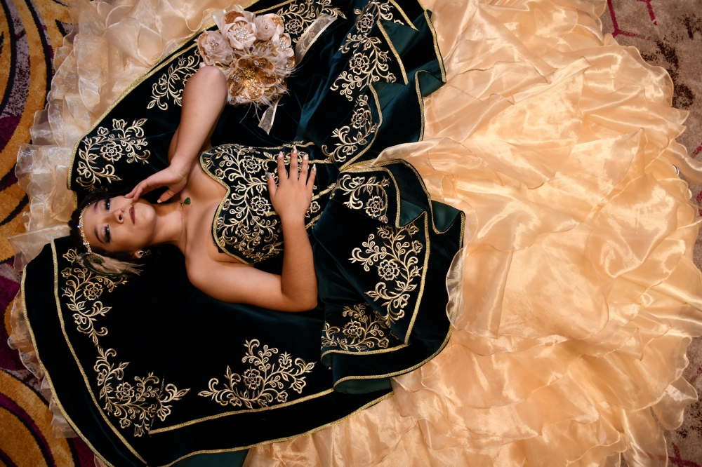 Sesion fotografica de quinceañera en jardin Reno, NV 